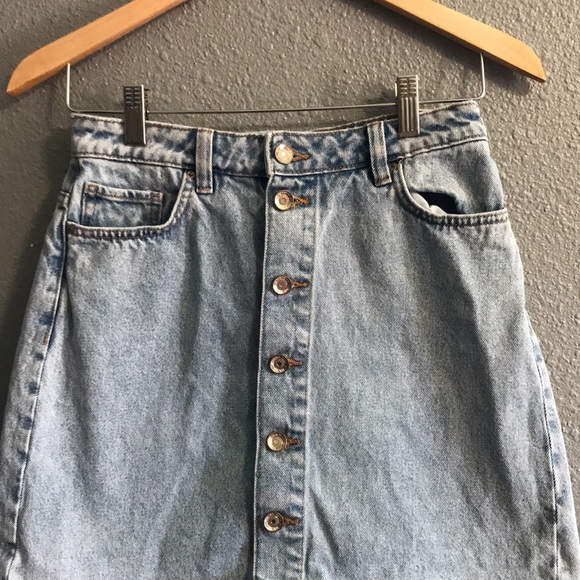 Zara Women’s Jean Skirt - Picture 3 of 8